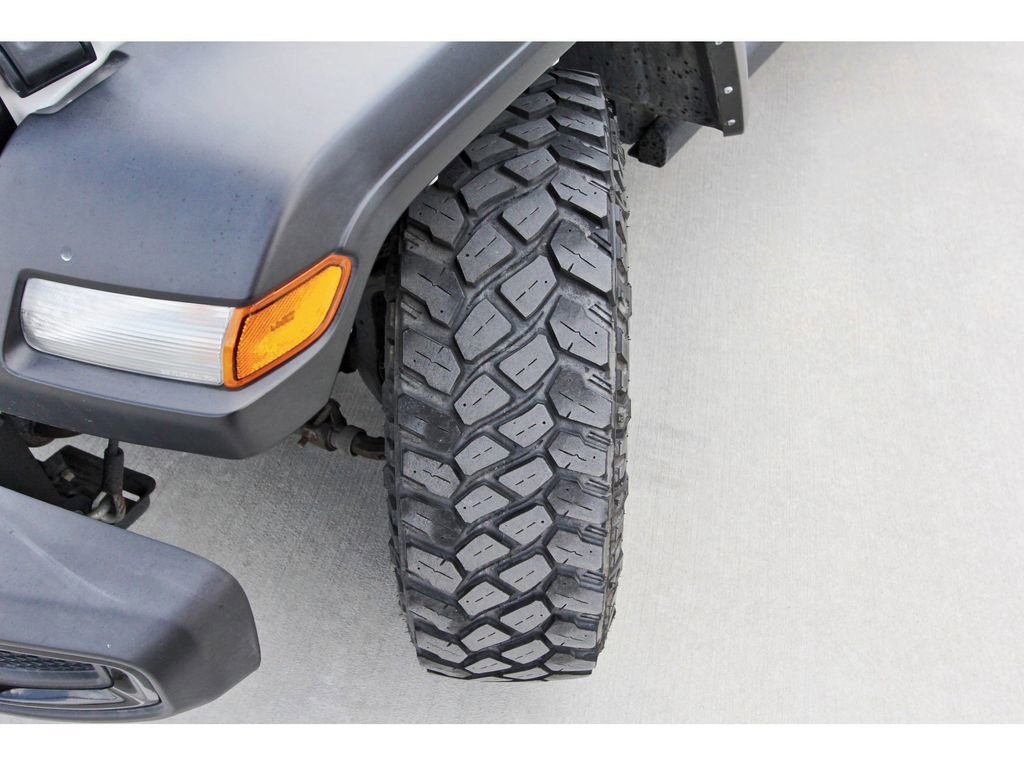Used 2022 Jeep Wrangler Willys image 29