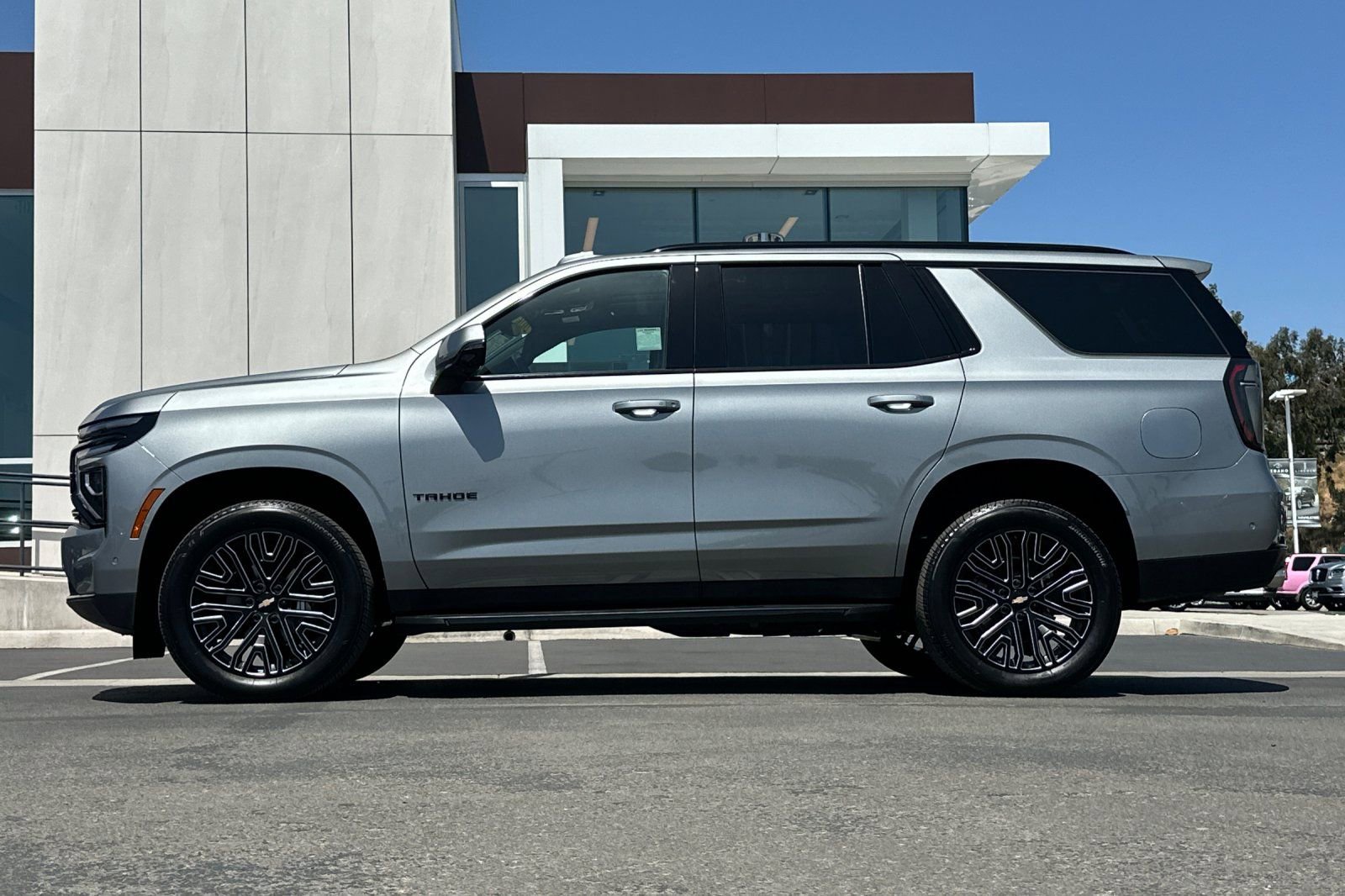 Used 2026 Chevrolet Tahoe RST w/ Advanced Technology Package RWD image 6