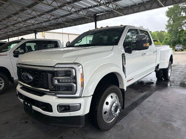 Certified 2026 Ford F450 Platinum w/ Platinum Plus Package AWD/4WD image 1