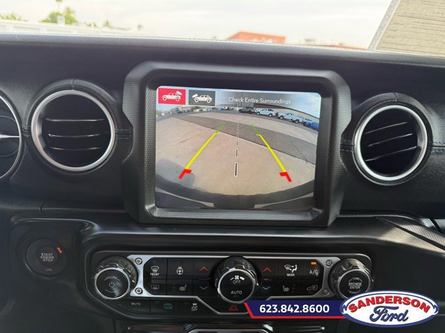 Used 2021 Jeep Wrangler Unlimited Rubicon 4xe w/ Cold Weather Group AWD/4WD image 17