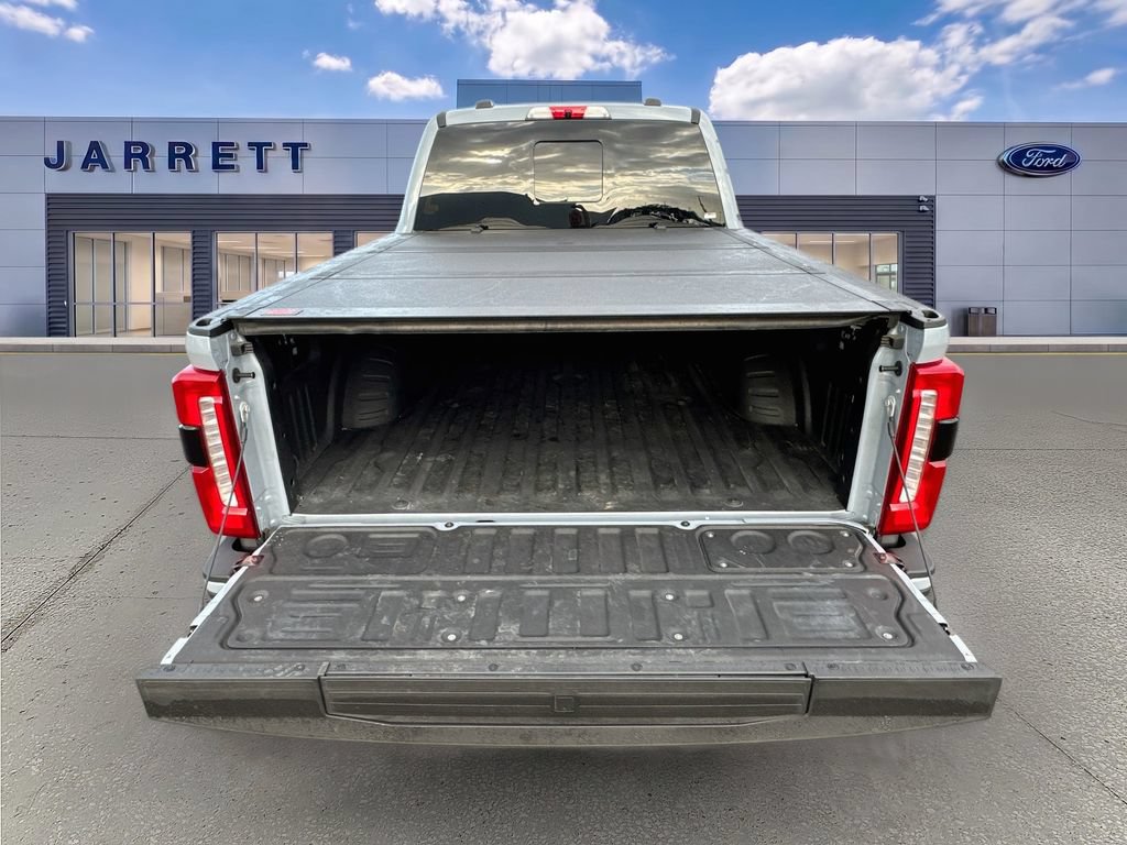 Certified 2025 Ford F350 Lariat w/ Lariat Ultimate Package AWD/4WD image 28