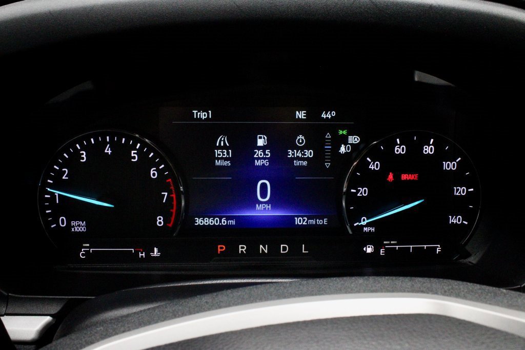 Certified 2022 Ford Explorer XLT w/ Equipment Group 202A image 30