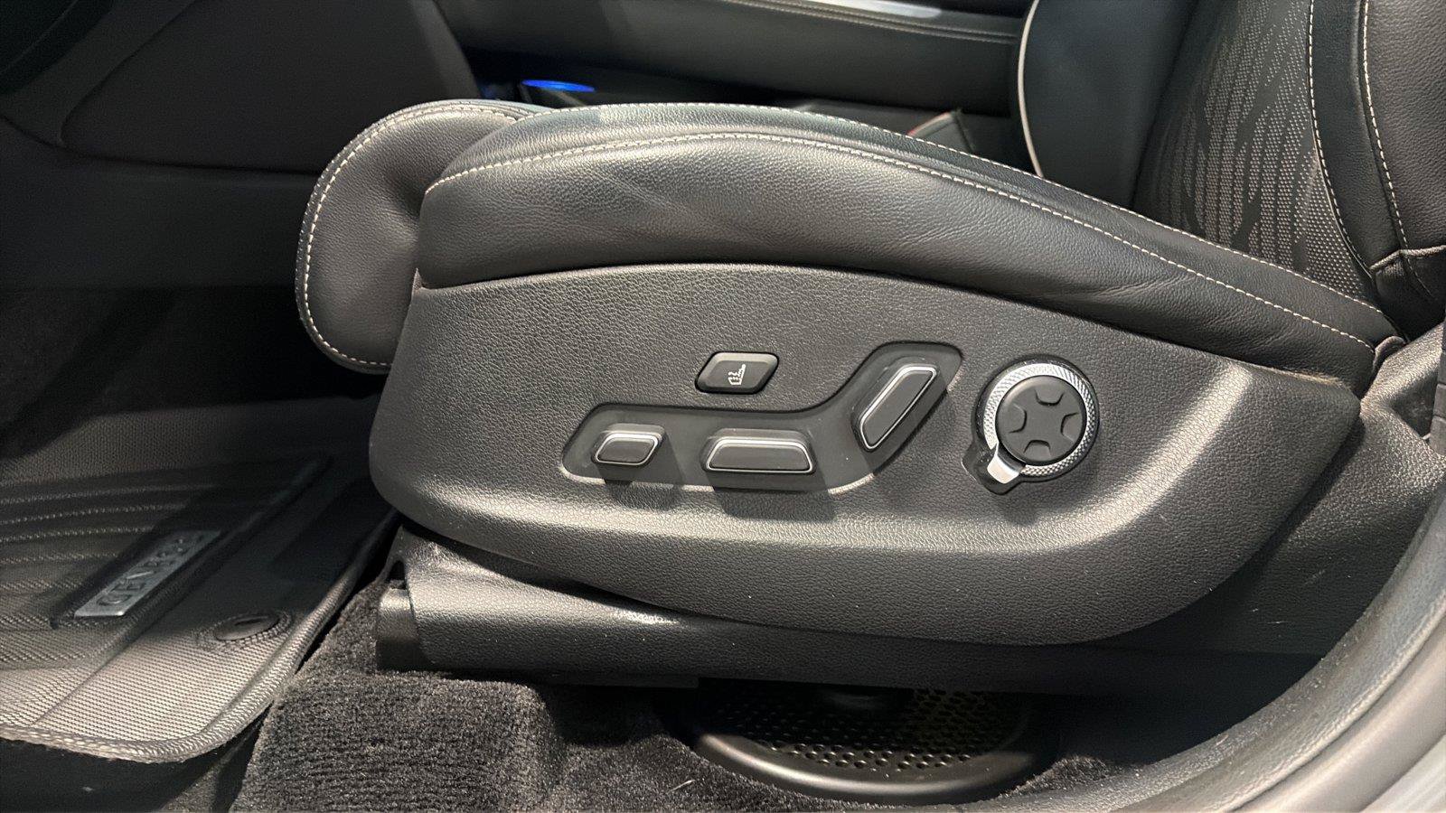 Used 2022 Genesis GV80 3.5T Advanced + AWD/4WD image 23