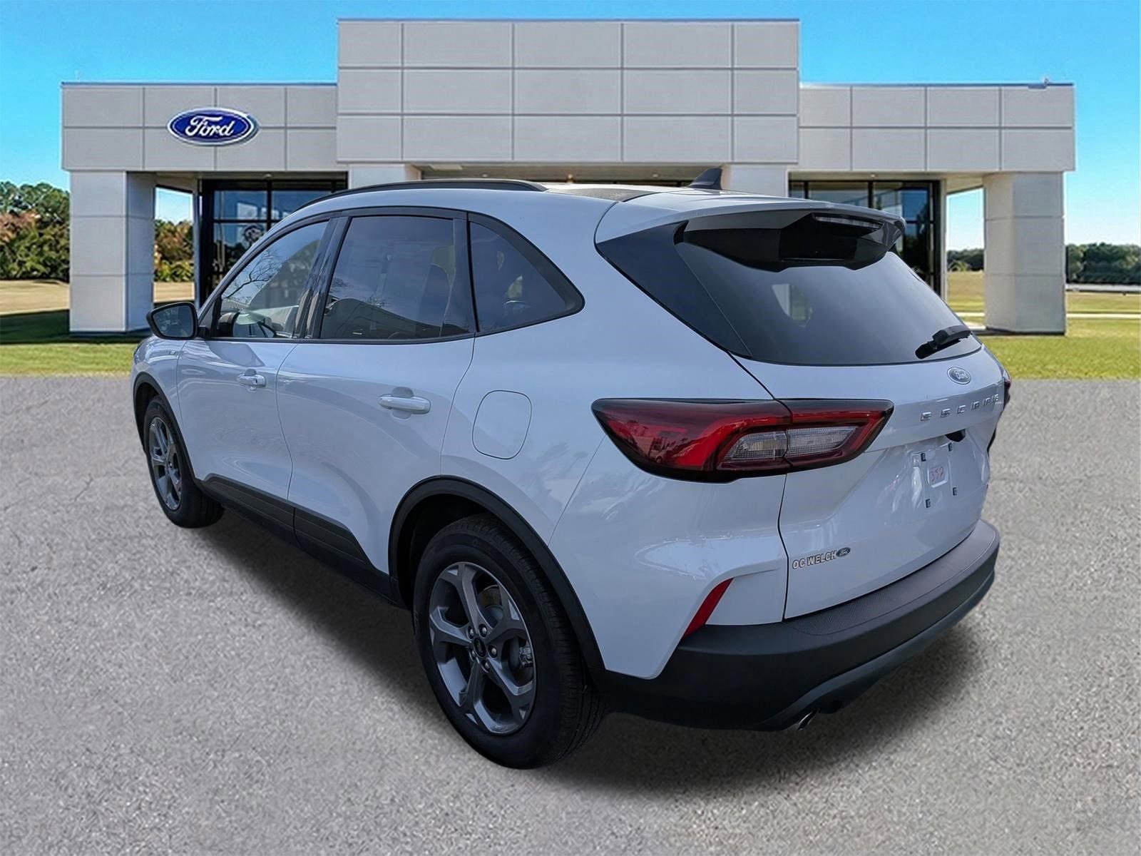 Certified 2025 Ford Escape ST-Line w/ Equipment Group 301A image 3