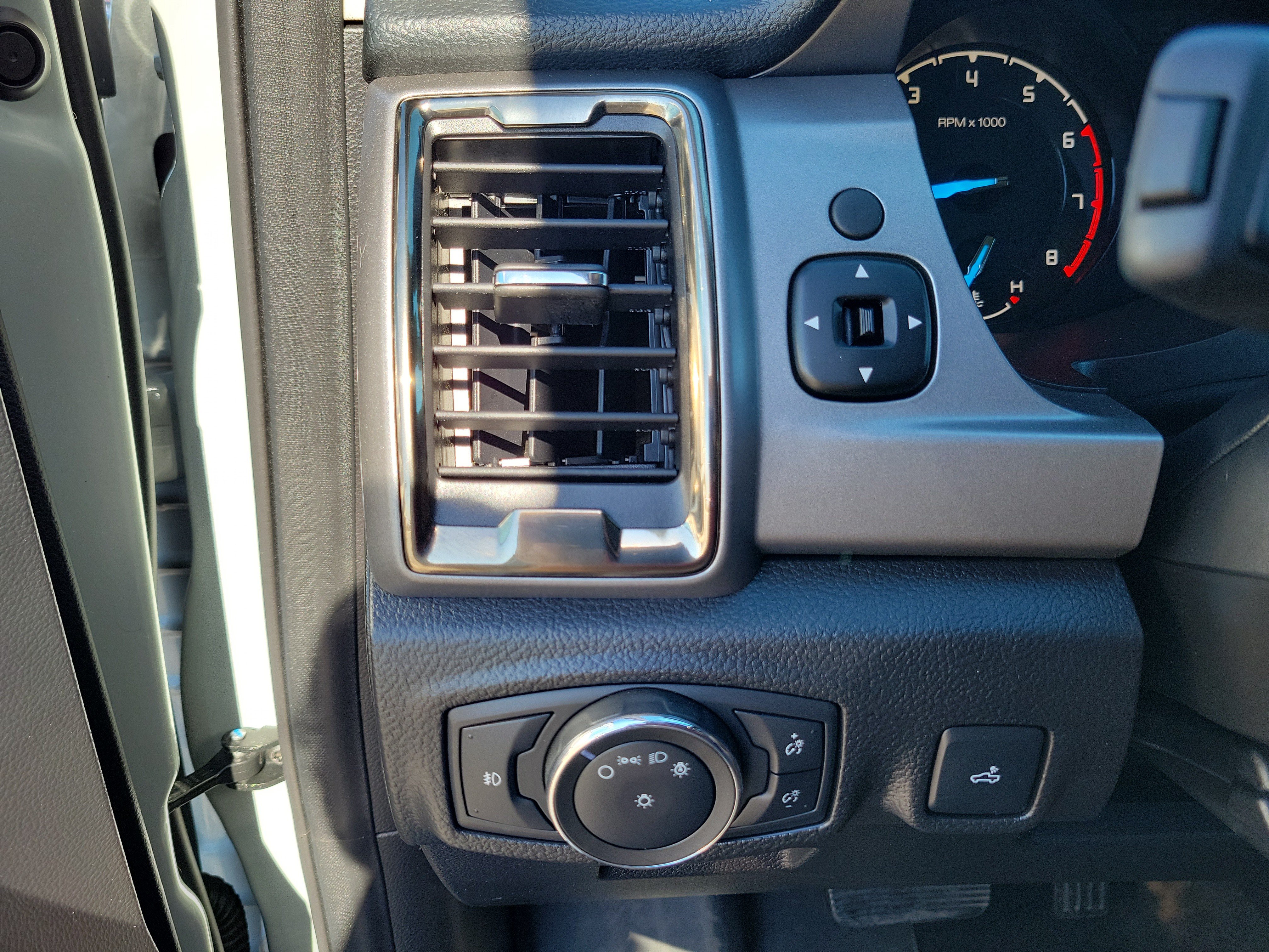 Certified 2023 Ford Ranger XLT w/ Equipment Group 302A High AWD/4WD image 18