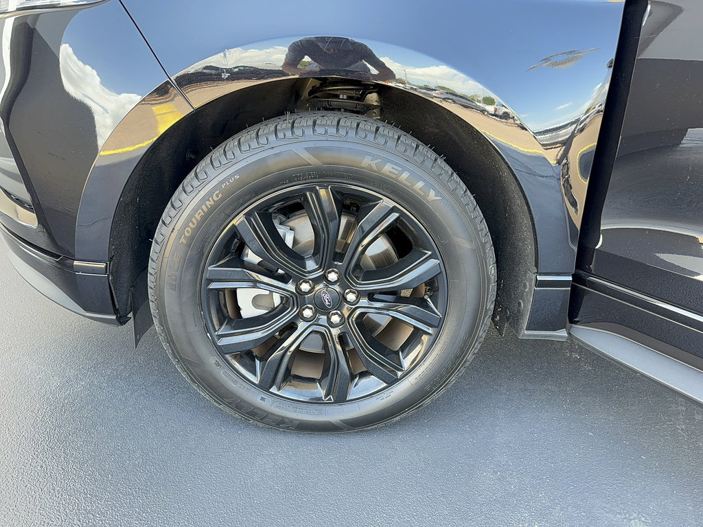 Certified 2024 Ford Edge SE w/ Black Appearance Package AWD/4WD image 32