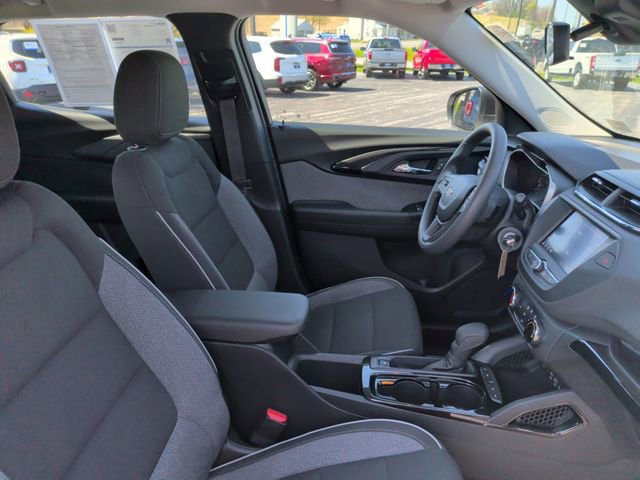 Used 2021 Chevrolet TrailBlazer LS image 16