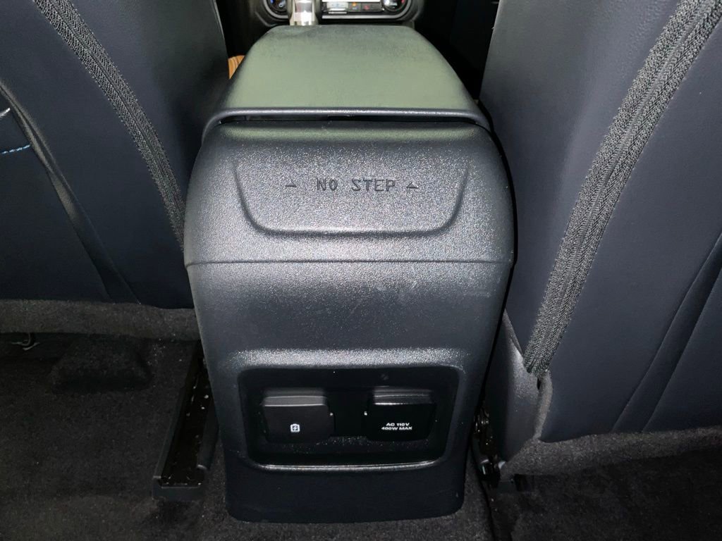 Certified 2023 Ford Bronco Outer Banks AWD/4WD image 17