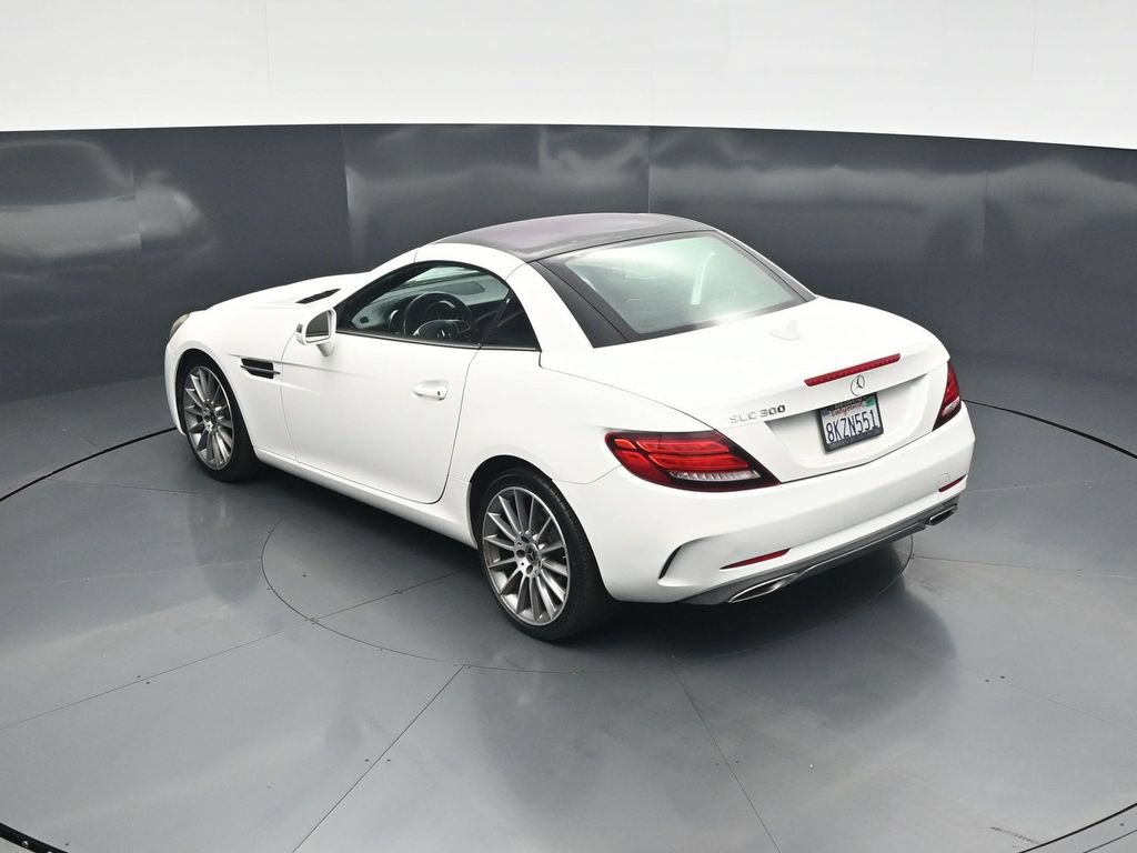 Used 2017 Mercedes-Benz SLC 300 image 37