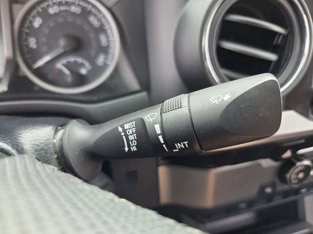 Used 2023 Toyota Tacoma SR5 RWD image 31