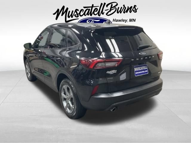 Certified 2026 Ford Escape ST-Line AWD/4WD image 3