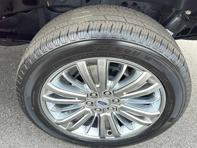 Certified 2024 Ford F150 Platinum w/ Equipment Group 703A Plus image 15