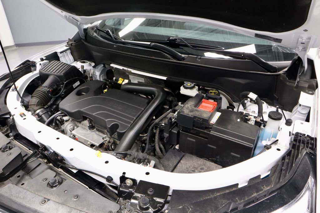 Used 2025 Chevrolet Equinox LT AWD/4WD image 17