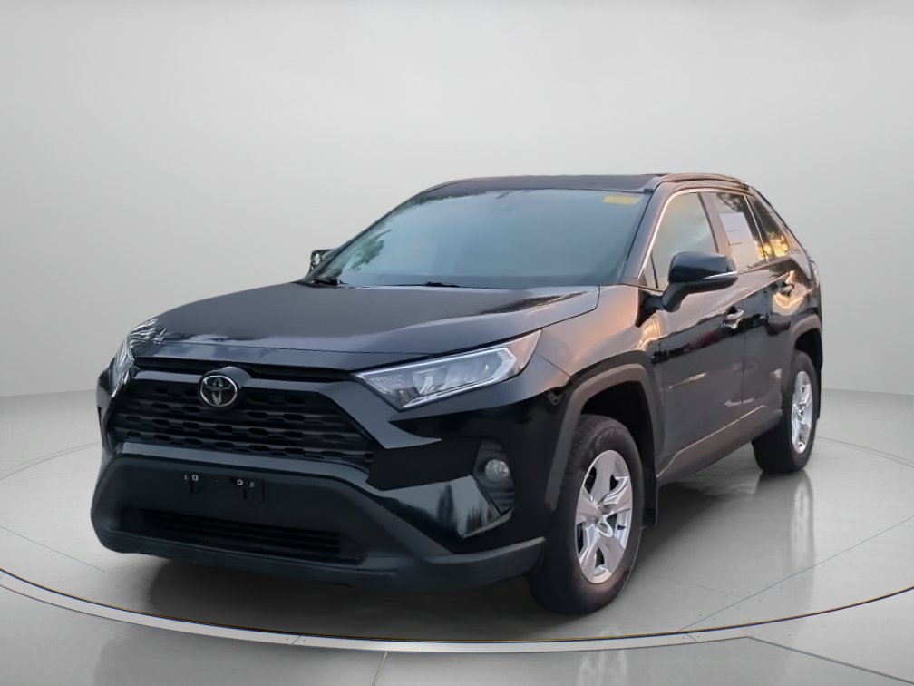Used 2021 Toyota RAV4 XLE AWD/4WD image 8