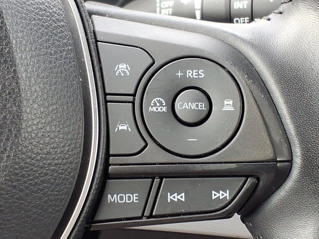 Used 2023 Toyota Corolla SE FWD image 21