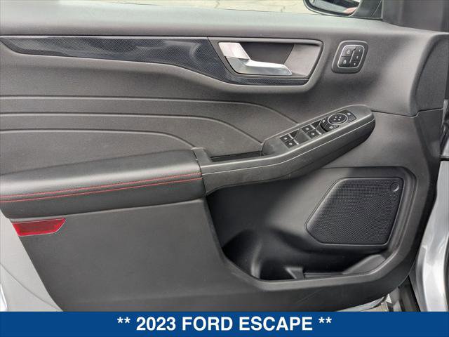 Certified 2023 Ford Escape ST-Line Elite AWD/4WD image 10