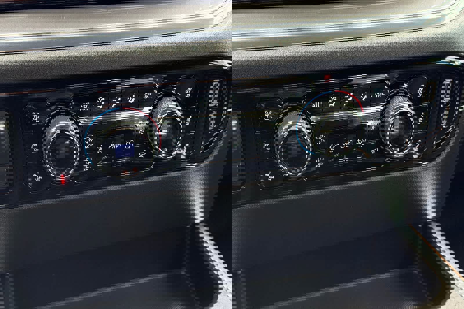 Used 2023 Chevrolet Silverado 1500 High Country w/ Technology Package image 20