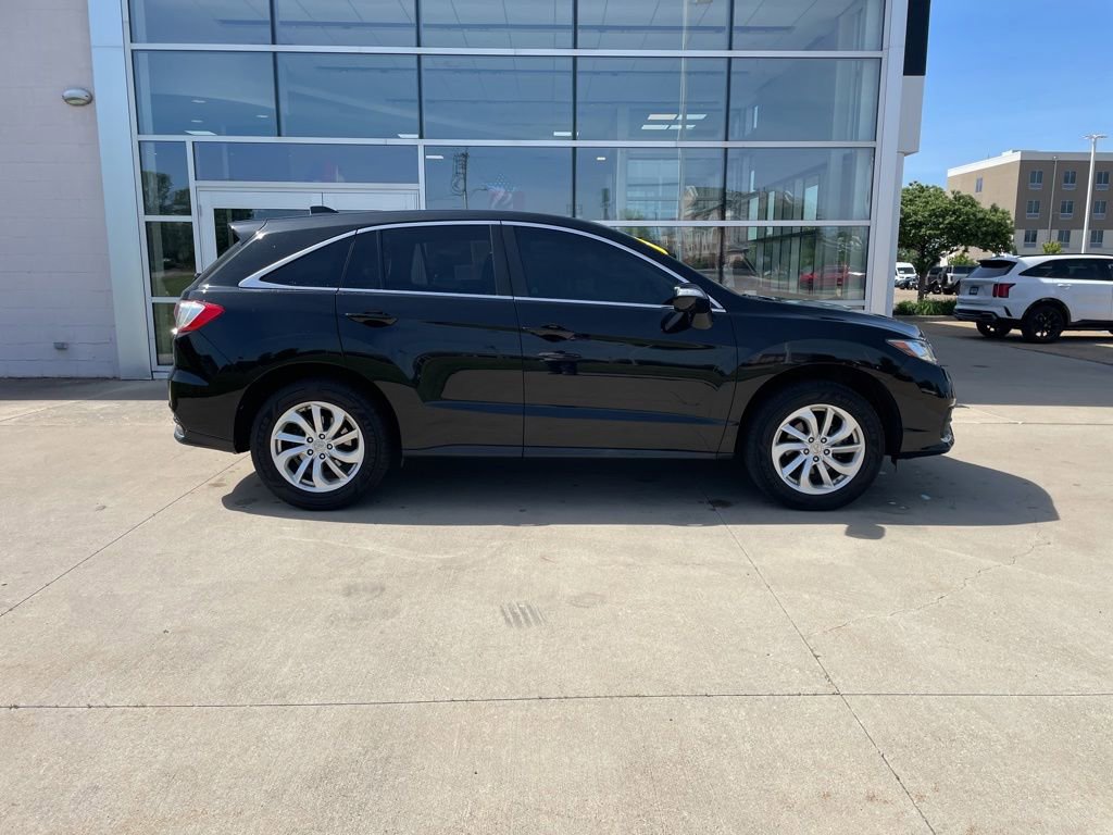 Used 2017 Acura RDX AWD w/ Technology Package image 4