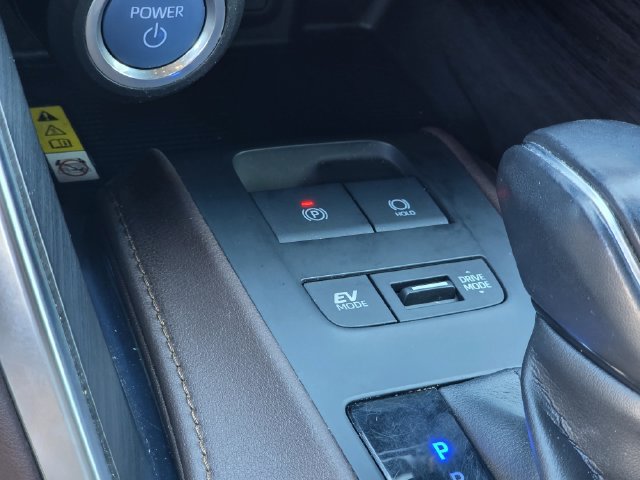 Used 2021 Toyota Venza XLE AWD/4WD image 26