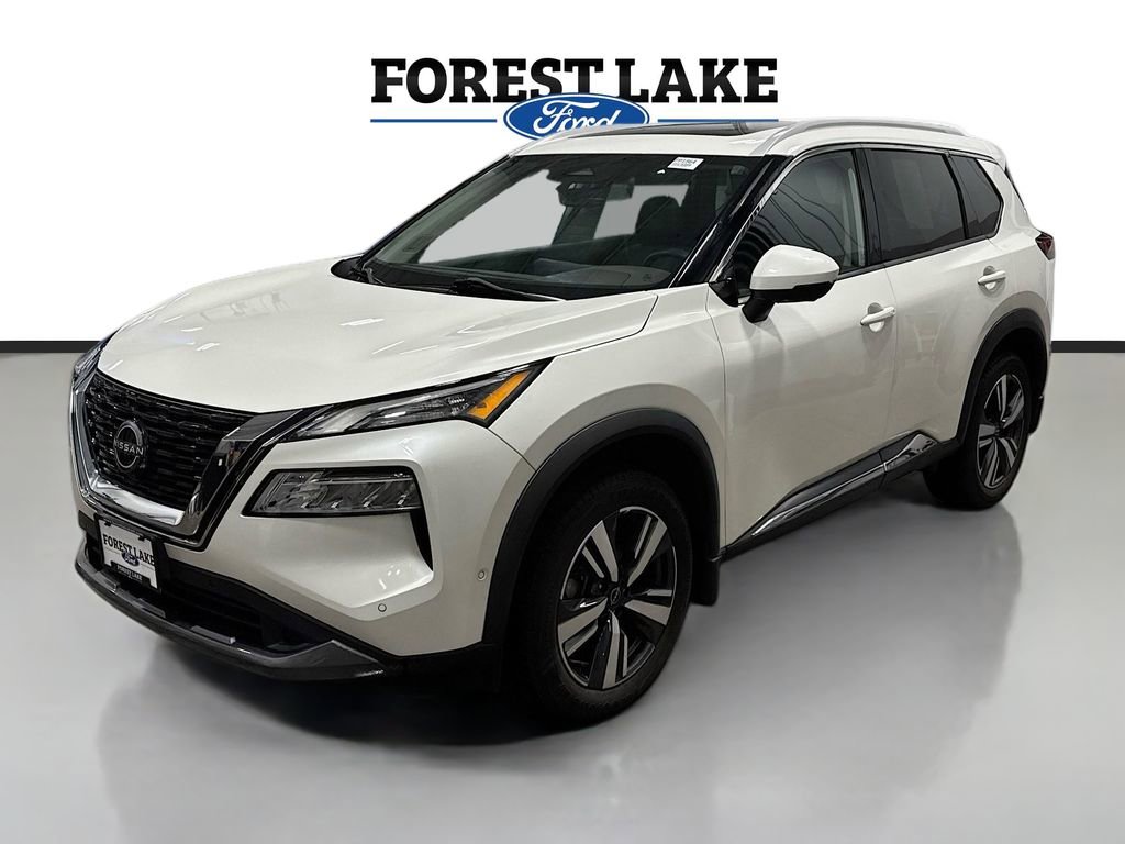 Used 2023 Nissan Rogue SL w/ SL Premium Package image 3