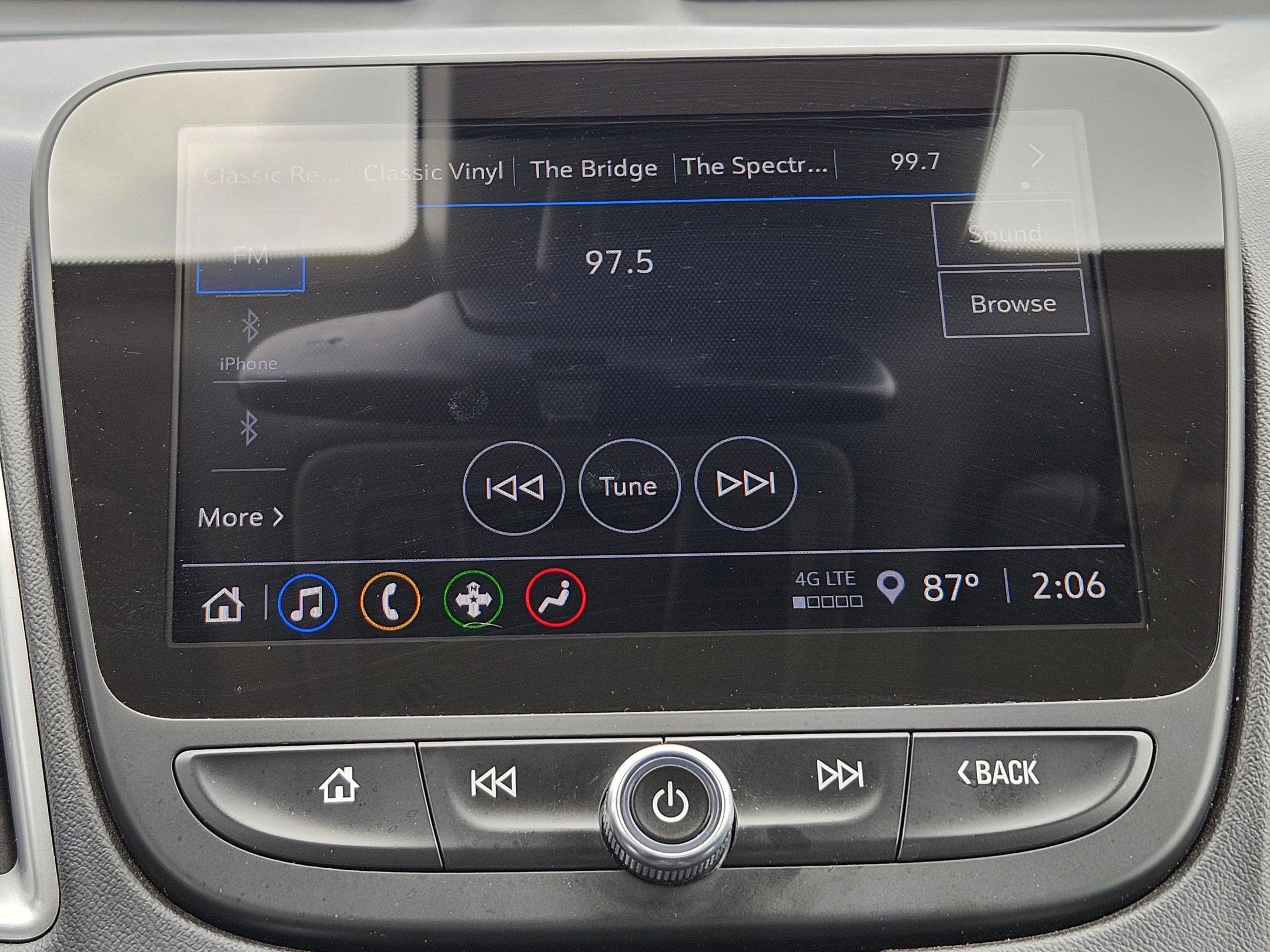 Used 2024 Chevrolet Malibu LT FWD image 24