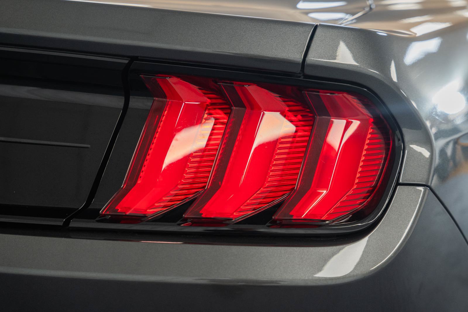 Certified 2020 Ford Mustang GT Premium w/ GT Performance Package RWD image 7