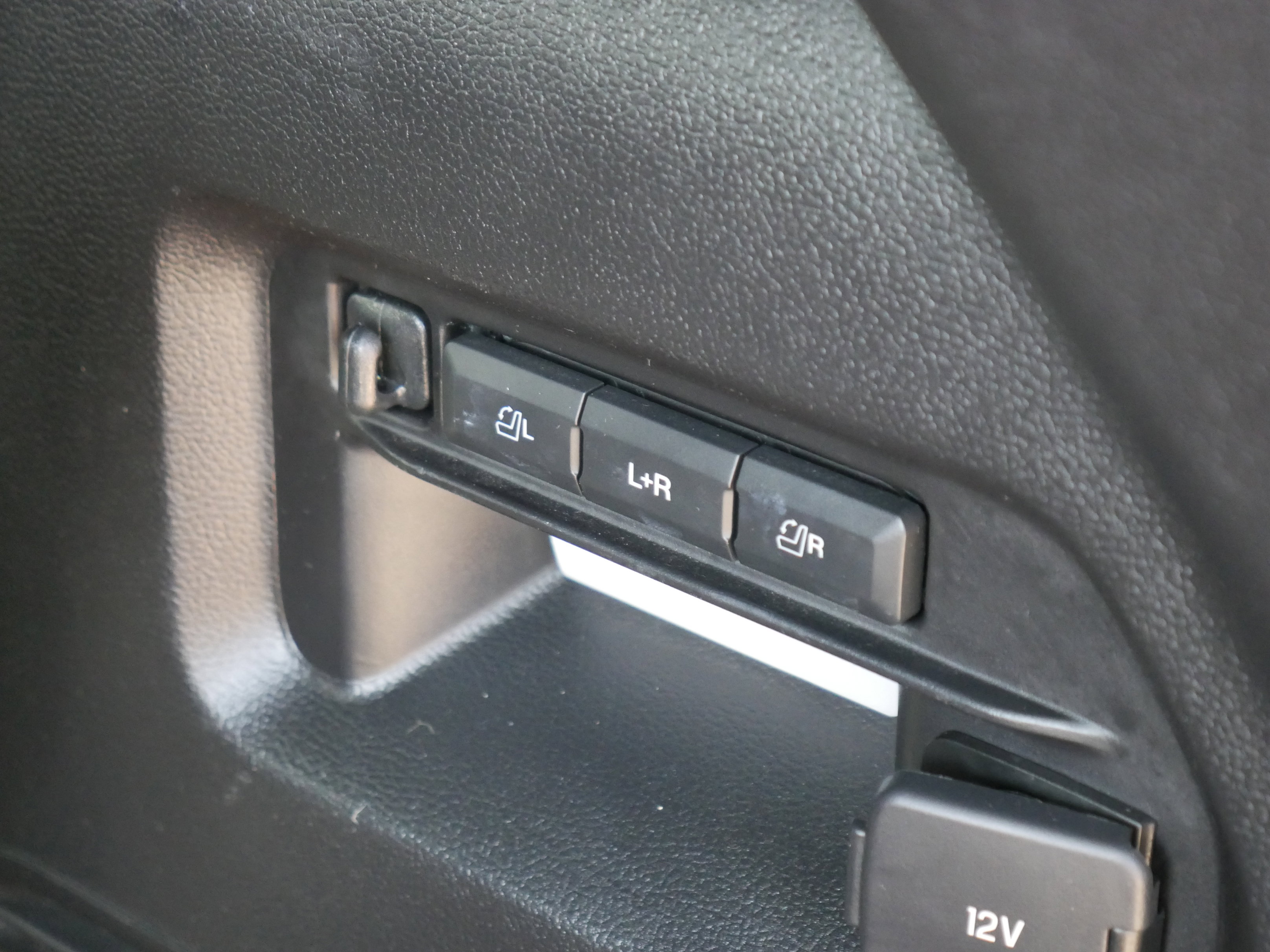 Certified 2021 Ford Explorer ST image 24