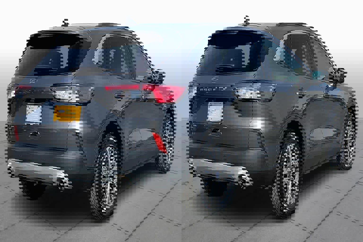 Certified 2022 Ford Escape SEL image 3