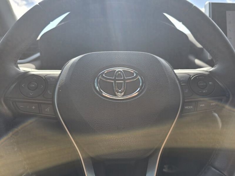 Used 2023 Toyota RAV4 SE AWD/4WD image 29