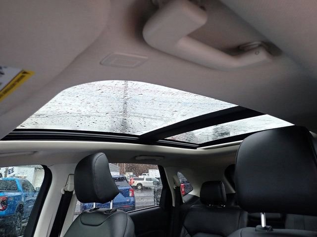 Certified 2024 Ford Edge SEL w/ Convenience Package image 24