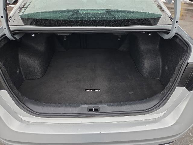 Used 2024 Nissan Altima 2.5 SV image 8