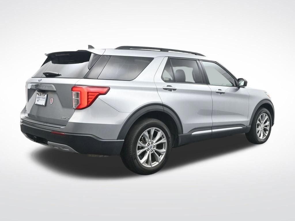 Certified 2023 Ford Explorer XLT w/ Equipment Group 202A image 6