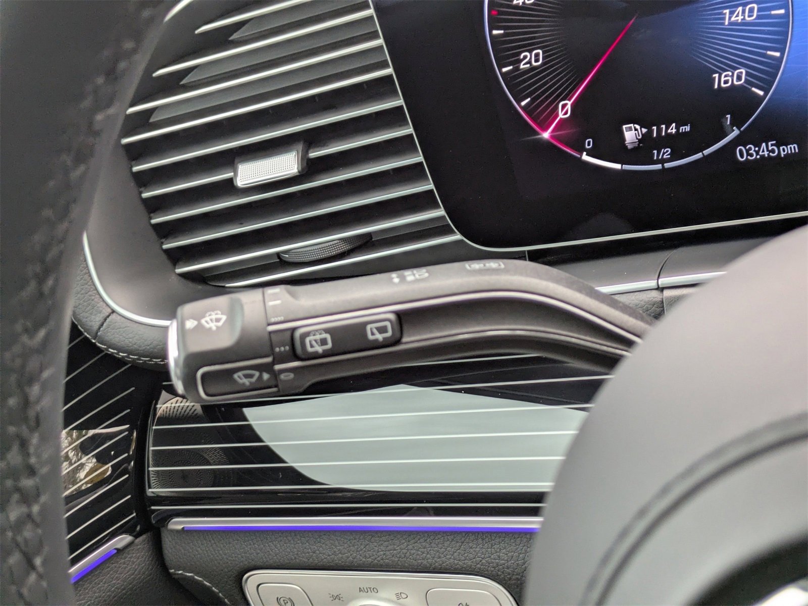 Used 2024 Mercedes-Benz GLE 450e 4MATIC image 34