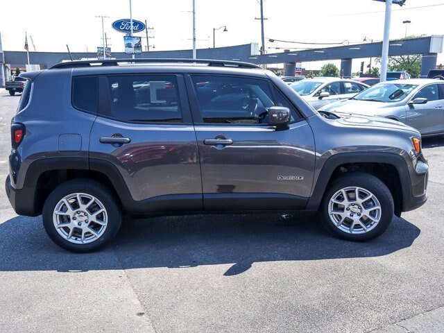 Used 2020 Jeep Renegade Latitude w/ Cold Weather Group AWD/4WD image 10