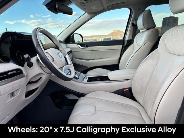 Used 2024 Hyundai Palisade Calligraphy image 11