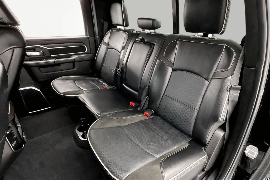 Used 2025 RAM 2500 Laramie w/ Night Edition AWD/4WD image 27