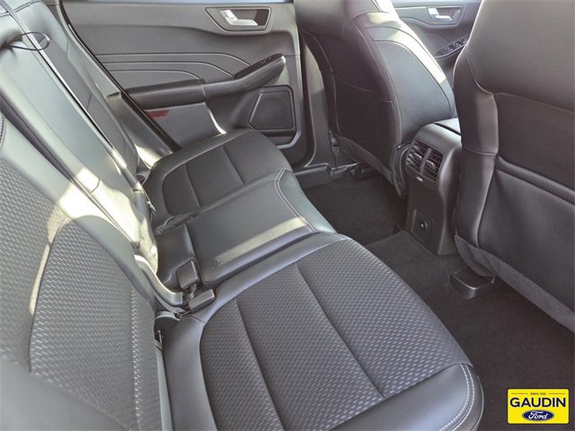 Certified 2025 Ford Escape PHEV w/ Class II Trailer Tow Package image 15