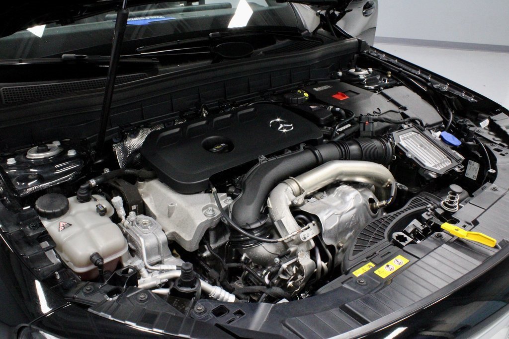 Used 2025 Mercedes-Benz GLB 250 GLB 250 image 16