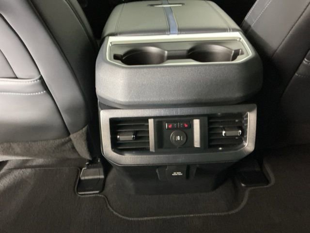 Certified 2025 Ford F450 Platinum w/ FX4 Off-Road Package image 30