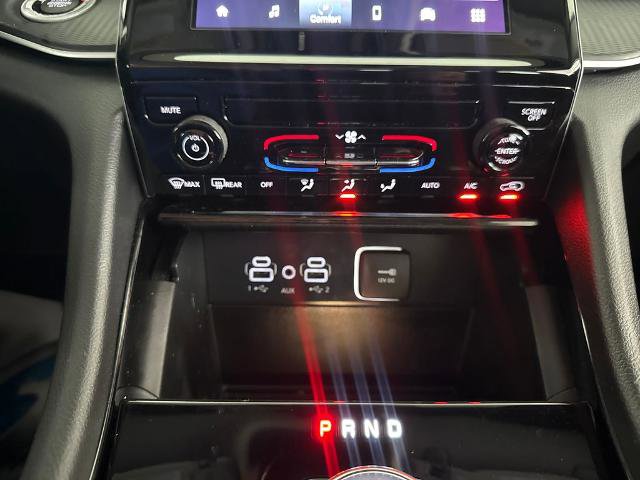 Used 2023 Jeep Grand Cherokee Laredo RWD image 19