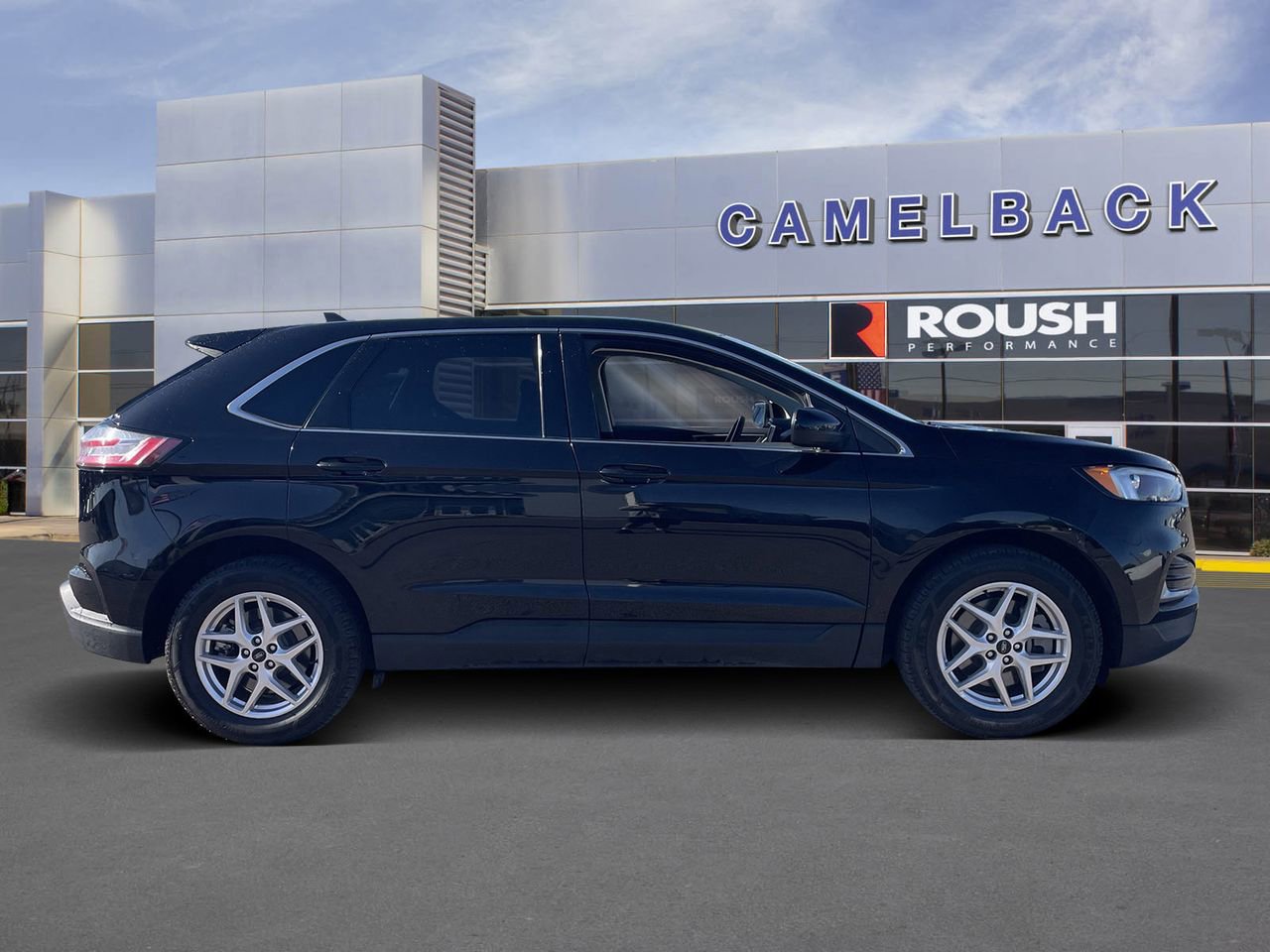 Certified 2024 Ford Edge SEL AWD/4WD image 7