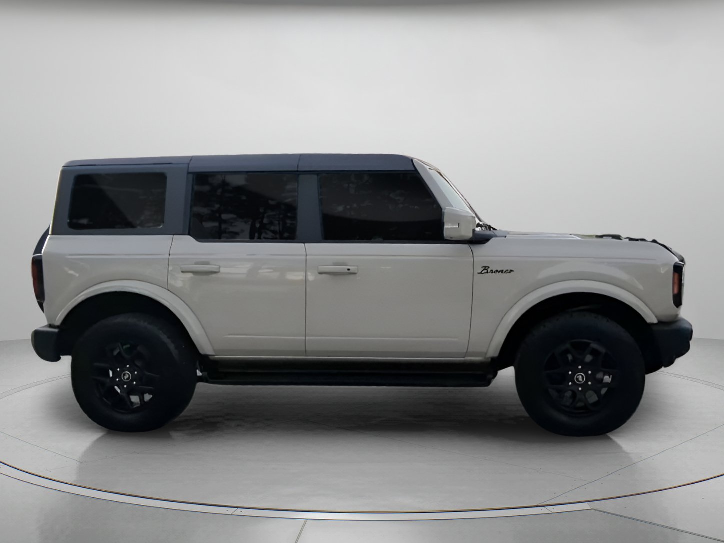 Certified 2025 Ford Bronco Outer Banks AWD/4WD image 33
