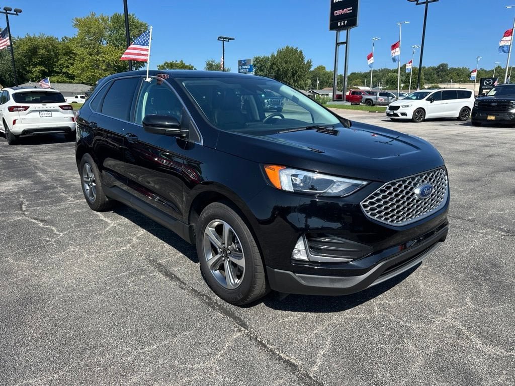Certified 2024 Ford Edge SEL w/ Convenience Package AWD/4WD image 3