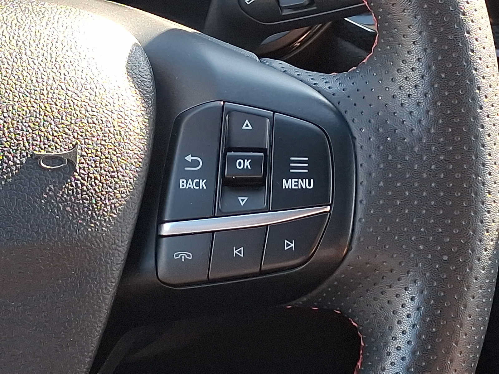 Certified 2023 Ford Escape ST-Line Elite w/ Premium Technology Package AWD/4WD image 22