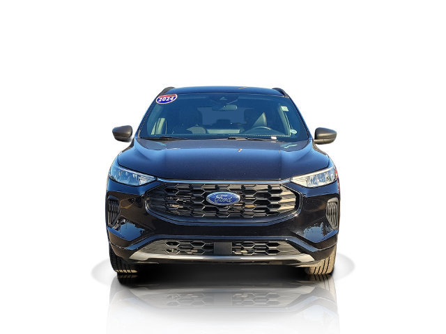 Certified 2024 Ford Escape ST-Line w/ Tech Pack #1 AWD/4WD image 2