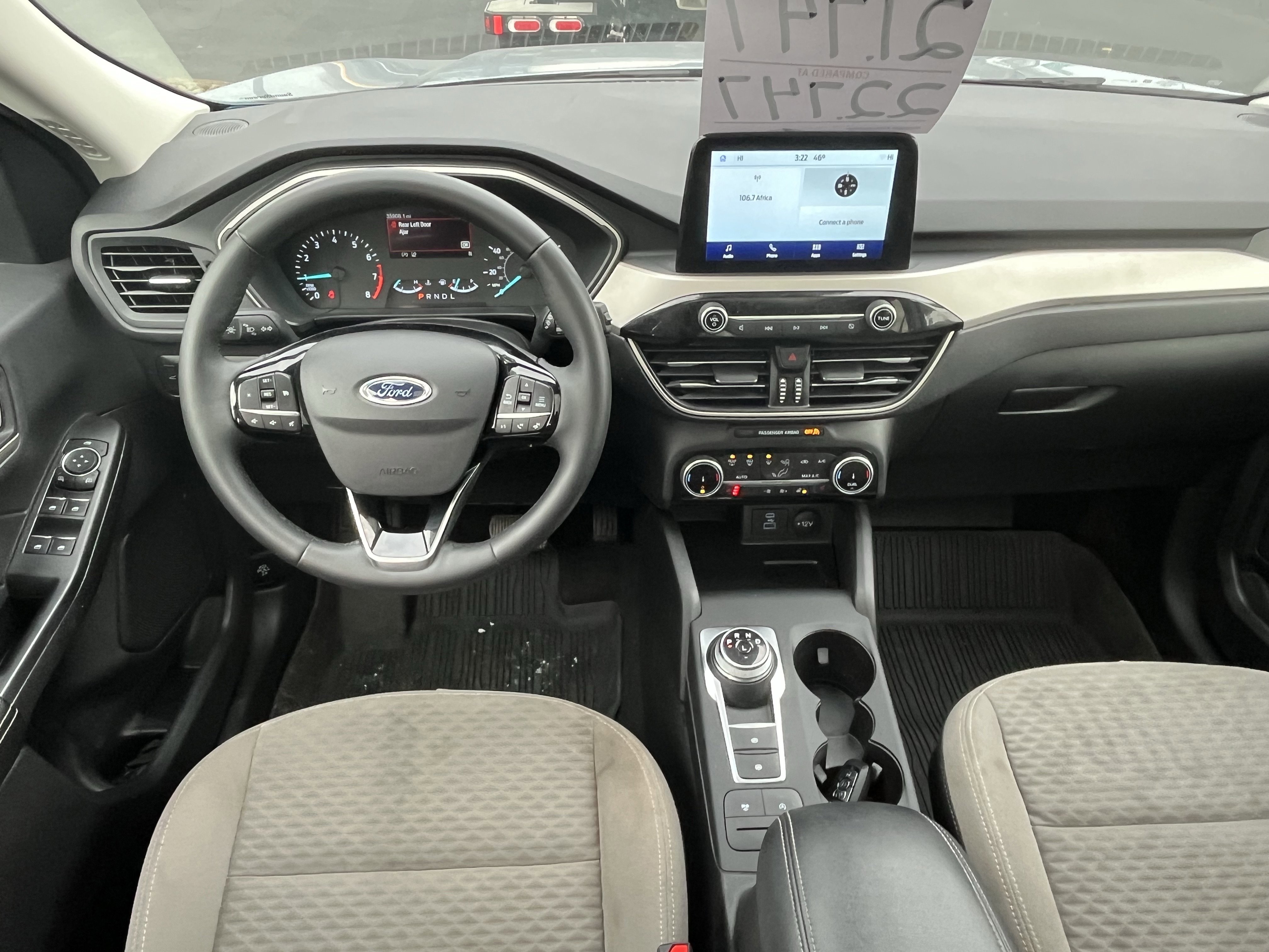 Certified 2022 Ford Escape SE w/ SE Sport Appearance Package image 8