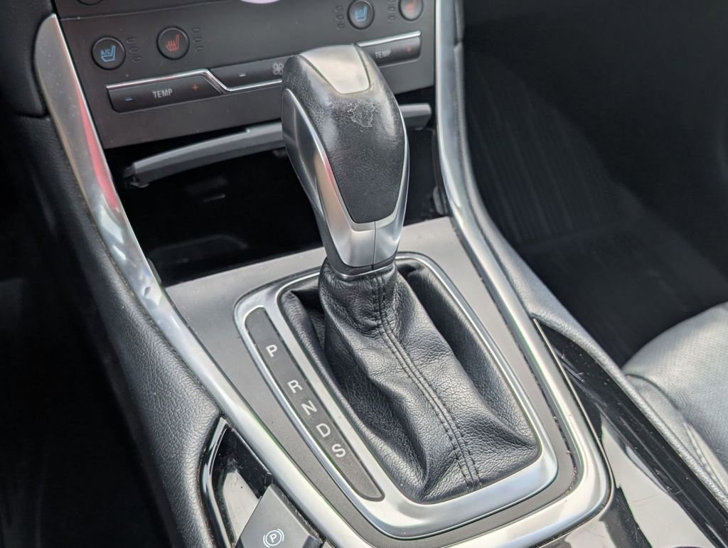 Certified 2017 Ford Edge Titanium w/ Equipment Group 301A image 34