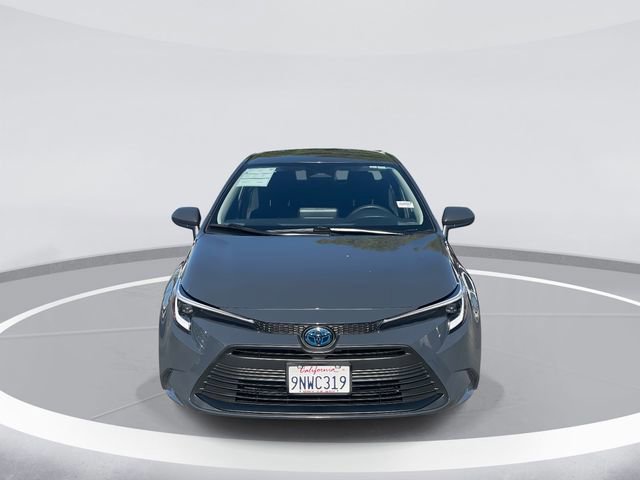 Used 2024 Toyota Corolla LE w/ LE Convenience Package image 5