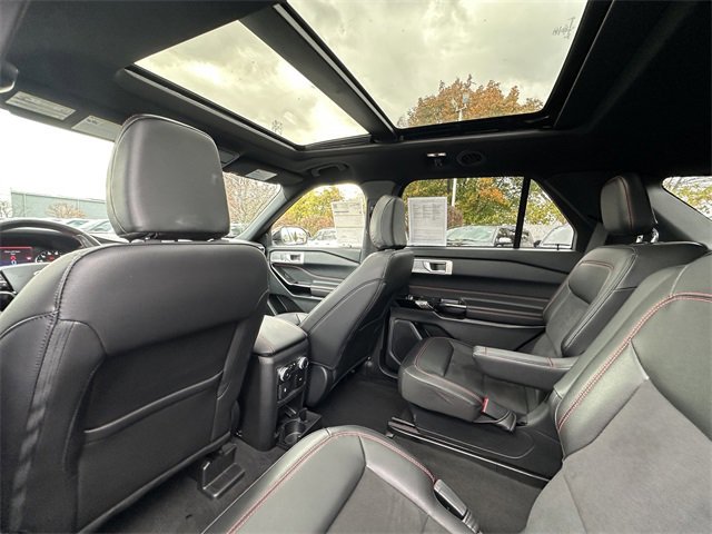 Certified 2022 Ford Explorer ST-Line w/ Class IV Trailer Tow Package image 19