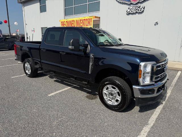 Certified 2025 Ford F250 XLT w/ FX4 Off-Road Package AWD/4WD image 2